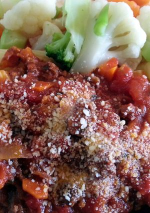 A picture of Sonia's Ragu Sauce.