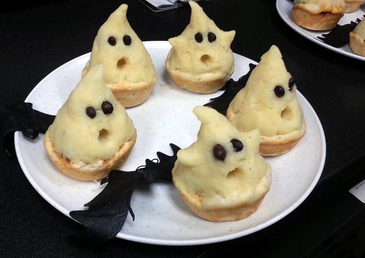 How to Cook Super Quick Mashed Potato Ghost Cups