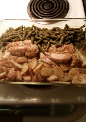 A picture of Italian Chicken, Green Beans, and Potatoes.