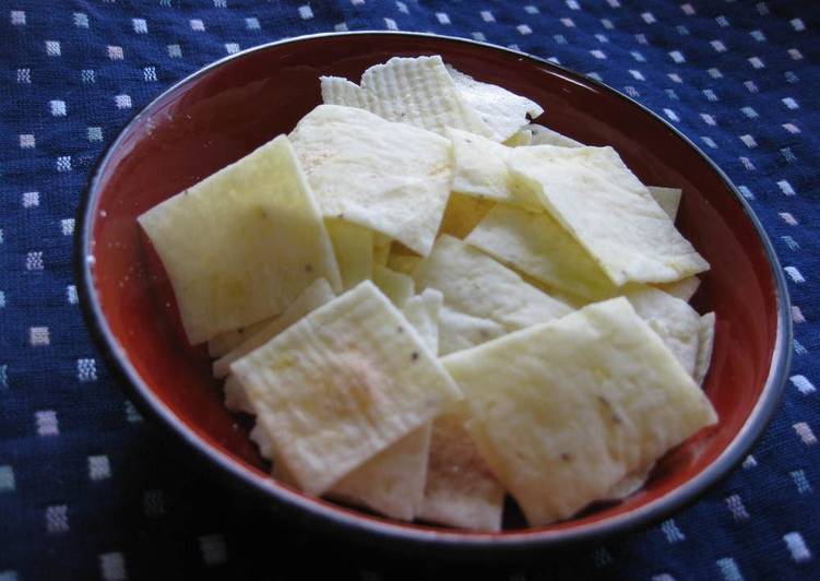 Recipe of Appetizing Potato Crackers Made with Joushinko Rice Flour