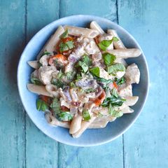 A picture of Chicken, Tomato & Spinach Pasta.
