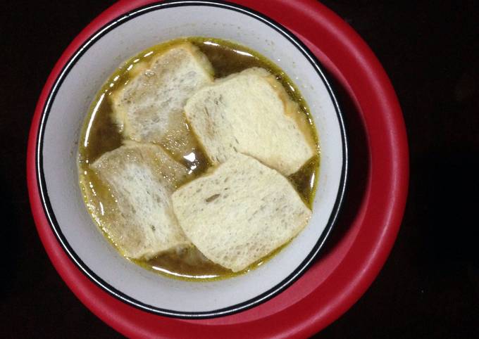 Recipe of Homemade Pinoy-style Onion Soup