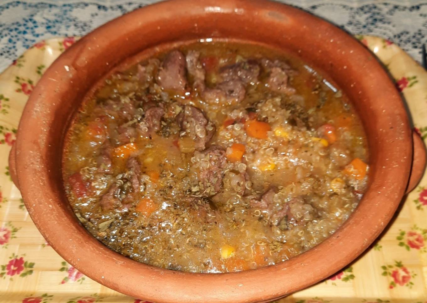 Quinoa con carne en caldero