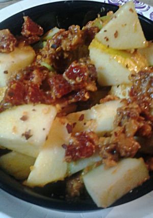 A picture of Spicy Pepperoni, Apple Salad.