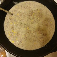 A picture of Hamburger and Sausage Gravy.
