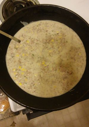 A picture of Hamburger and Sausage Gravy.