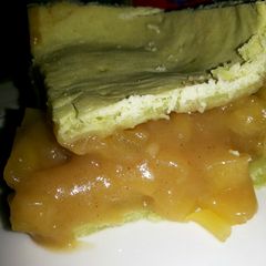A picture of Out of box Green Apple Pie.