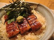 A picture of bonito broth