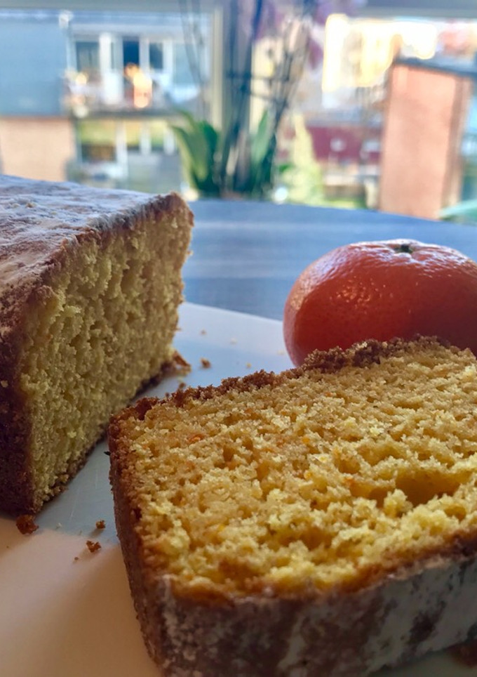 Una foto de Budín de mandarina licuada