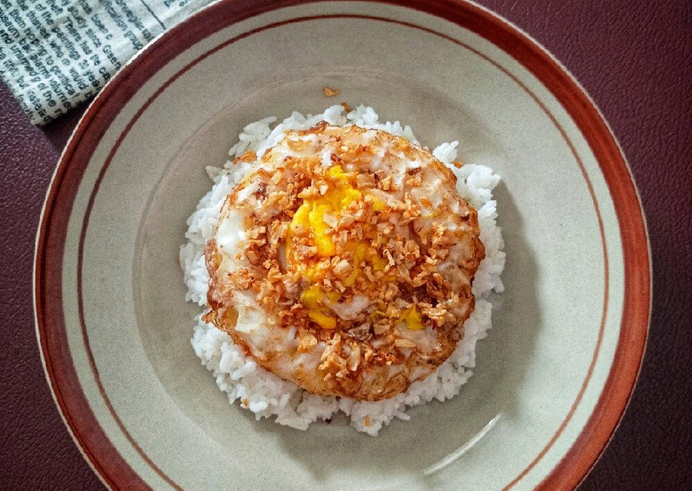 Telor Ceplok Bawang Putih