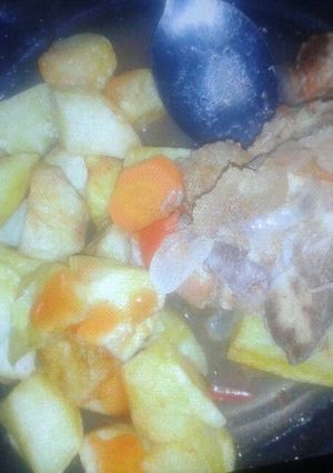 A picture of Fried potatoes and beef.