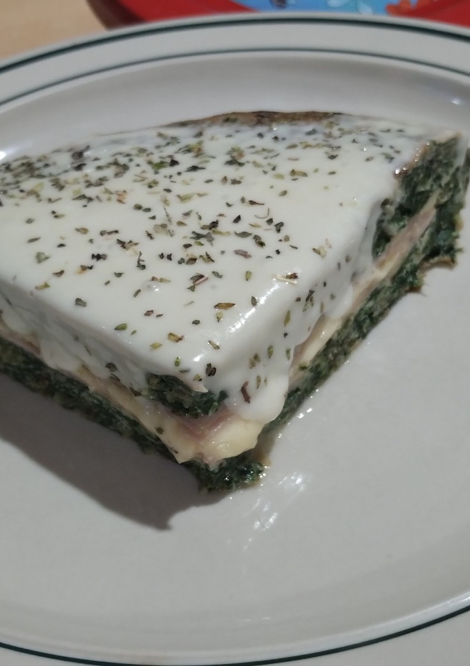Una foto de Tortilla de espinaca rellena