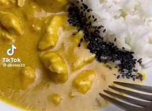 Foto di Riso con pollo al curry