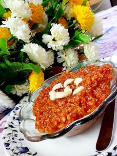 गाजर का हलवा (Gajar ka halwa recipe in Hindi) रेसिपी मुख्य फोटो