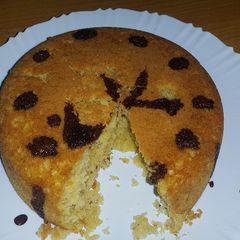 A picture of Jiko tatu plain cake.