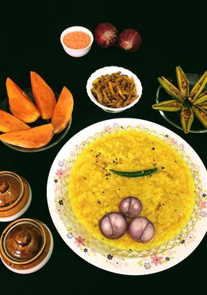 A picture of Masoor Dal Khichdi.