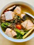 Salmon mozuku seaweed soup