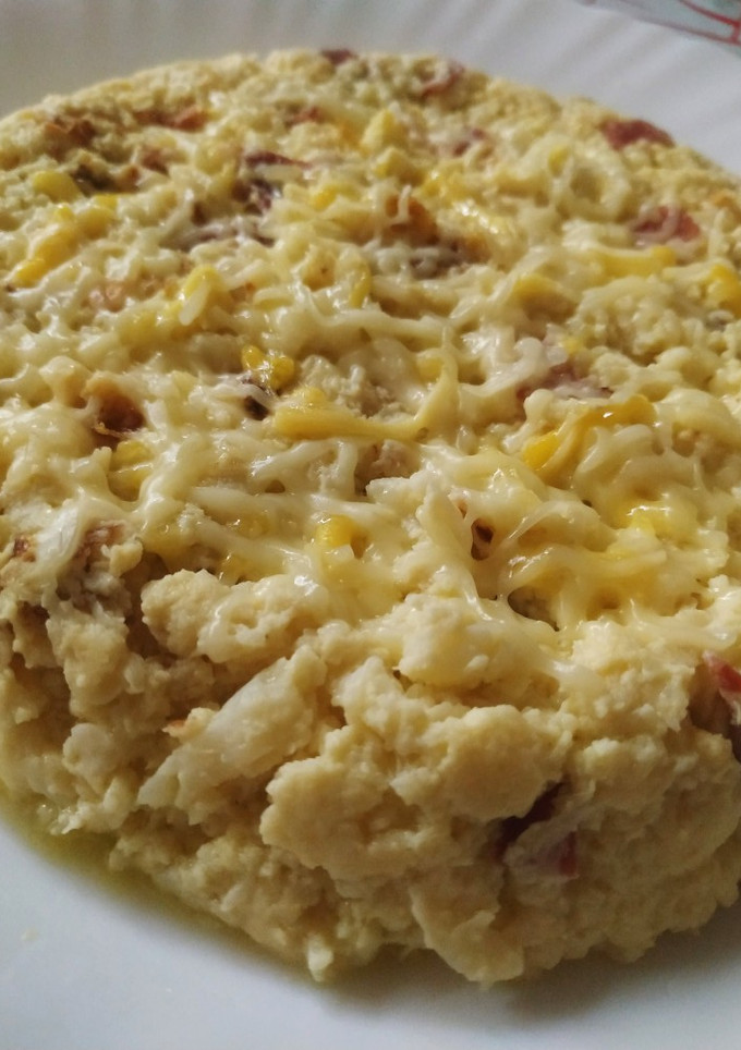 Una foto de Tortilla de coliflor con jamón y queso