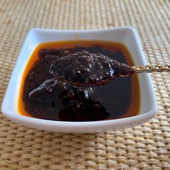 A picture of Chili jam.
