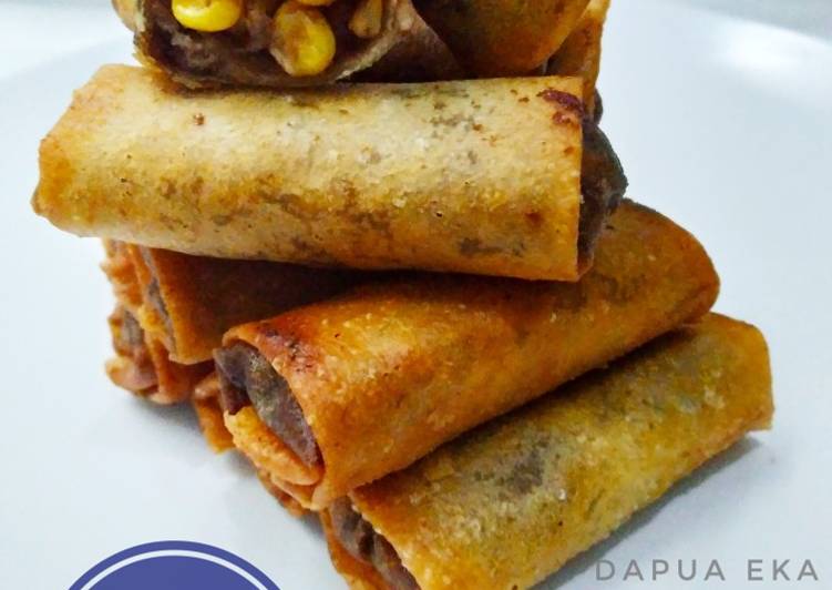 Lumpia Isi Jasukeco (Jagung, Susu, Keju, Cokelat)