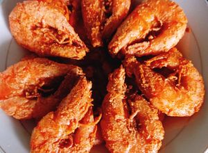 Hình của món Tôm rang muối tuyết.