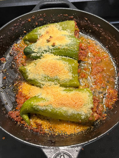 Una foto de Pepinos rellenos
