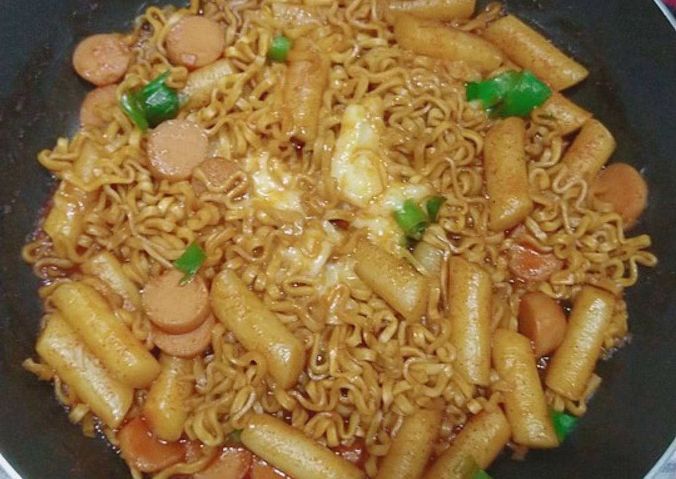Tteokbokki with cheese