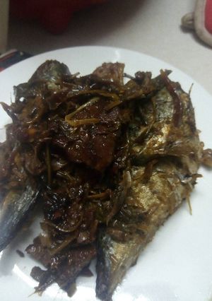Hình của món Cá bạc má kho.