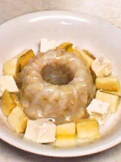 A picture of Easy Milk and Egg-free Oatmeal Pudding.