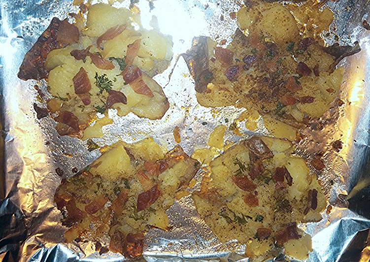 Recipe of Quick Smashed Red Potatoes