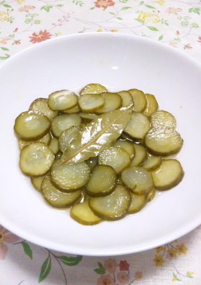 A picture of Easy Microwave-Made Cucumber Pickles.