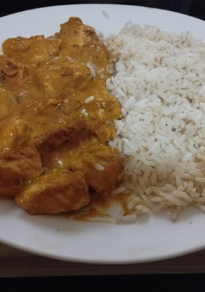 Foto principal de Pollo al curry con arroz