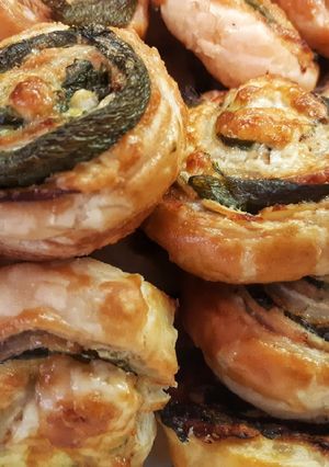 Medvehagymás-sonkás csiga recept fotója