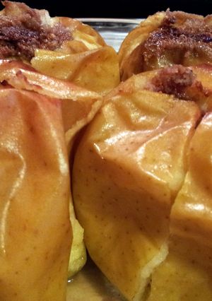 A picture of AMIEs AMARETTI Baked APPLES.