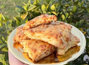 Una foto de Scones de Queso 🧀