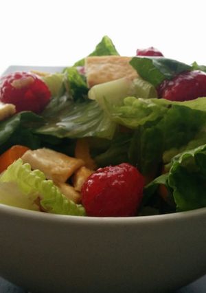 A picture of Every Day Salad.