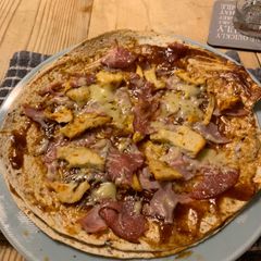 A picture of Wrap pizza.