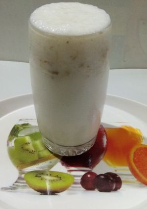 A picture of Vanilla and Banana shake.