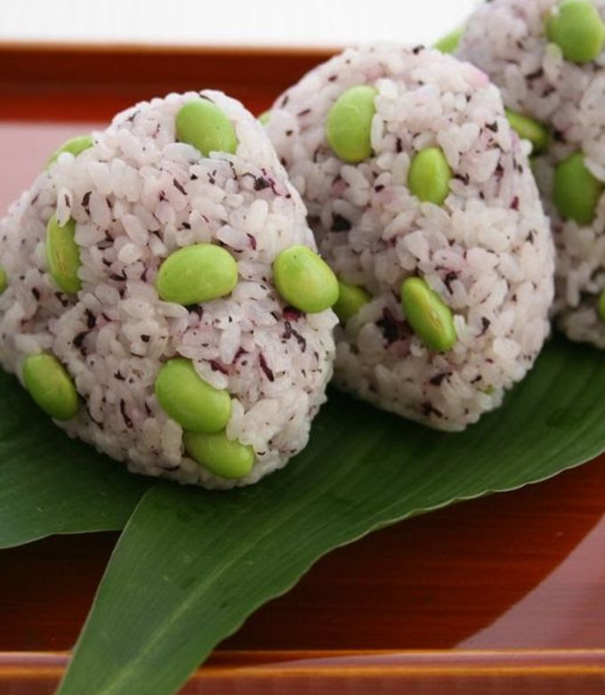 Colorful Rice Balls With Edamame And Red Shiso Recipe By Cookpad.Japan