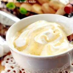 A picture of Whipped Custard Cream for Cream Puffs.