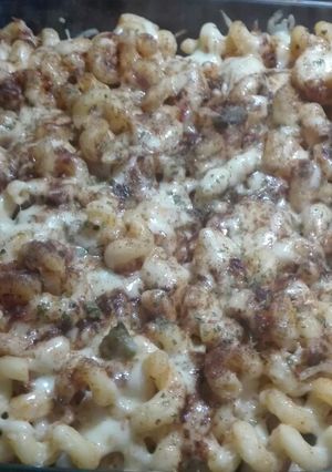 A picture of Cheese Baked Macaroni And Vegetable.