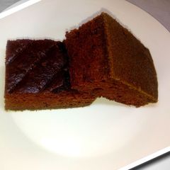 A picture of Chocolate brown cake.