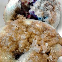 A picture of Blackberry Crumb Muffins ( the berry not the phone).