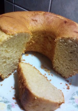 Una foto de Torta con canela 🏵️ ⁠¯⁠\⁠_⁠(⁠ツ⁠)