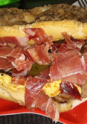 Una foto de Súper serranito a full