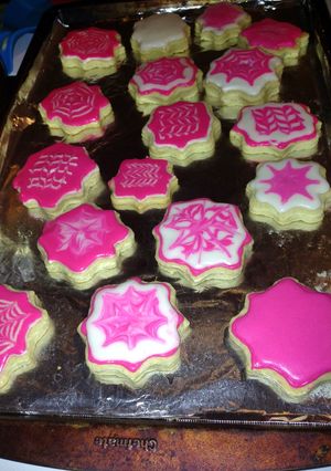 A picture of Butter Sugar Cookies And Frosting.