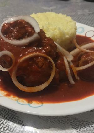 Una foto de Cola de res en adobo