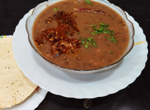 A picture of Dhaba Style Dal Makhani.