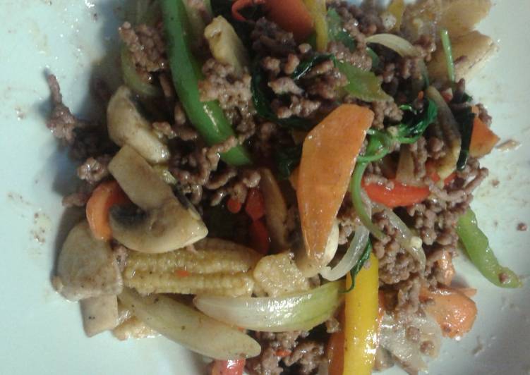 Recipe of Perfect Pad kee mowe or spicy whisky beef stir fry