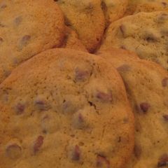 A picture of Chewy Chocochip Cookies.